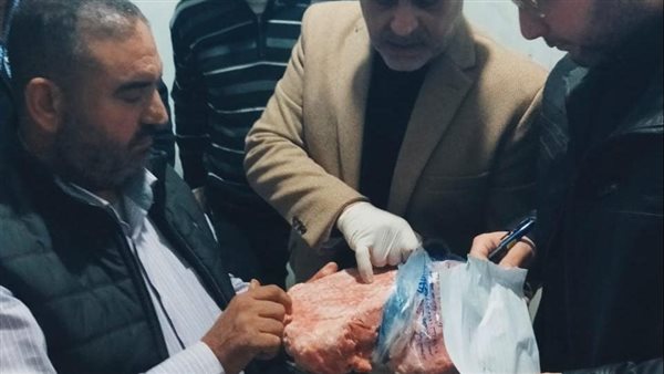 ضبط لحوم مفرومة ودهون وكبدة غير صالحة للاستهلاك الآدمي بالقليوبية