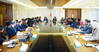 وزيرا التخطيط و المالية يبحثان مع البنك الدولى والأفريقى للتنمية آليات تمويل مشروعات البنية التحتية بمصر