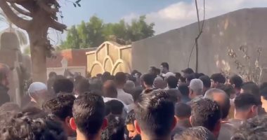 تشييع جثمان ربة منزل لقيت مصرعها على يد زوجها بطوخ وانهيار الأسرة
