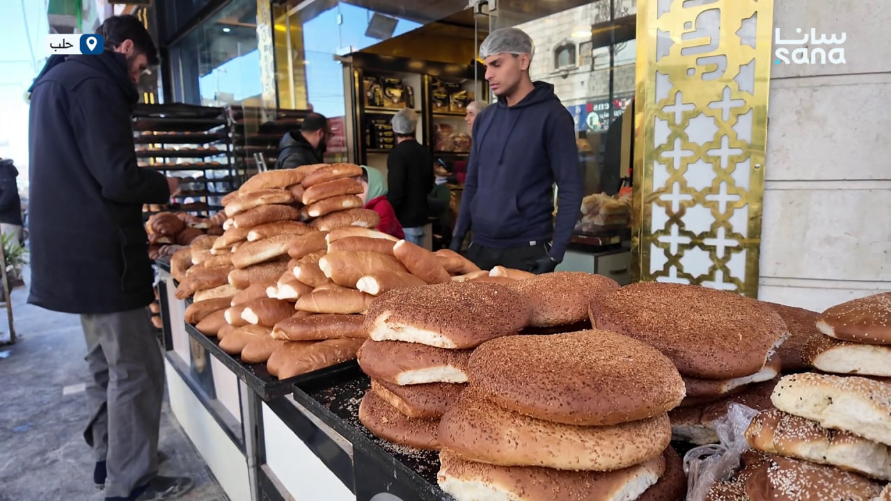المعروك.. خبز رمضان الذي لا يغيب عن موائد السوريين