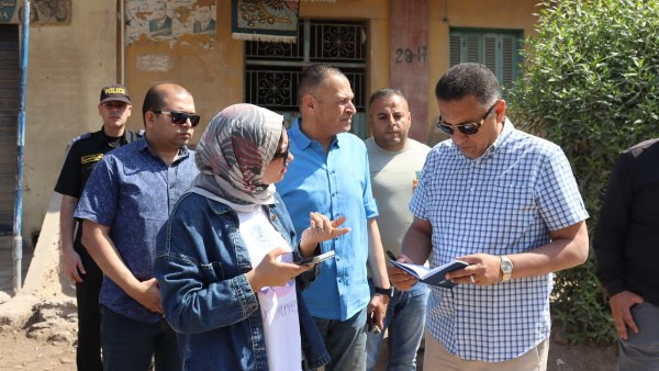 للحفاظ على صحة المواطنين.. محافظ القليوبية يدرس تغطية مصرف البلبيسي بالقلج