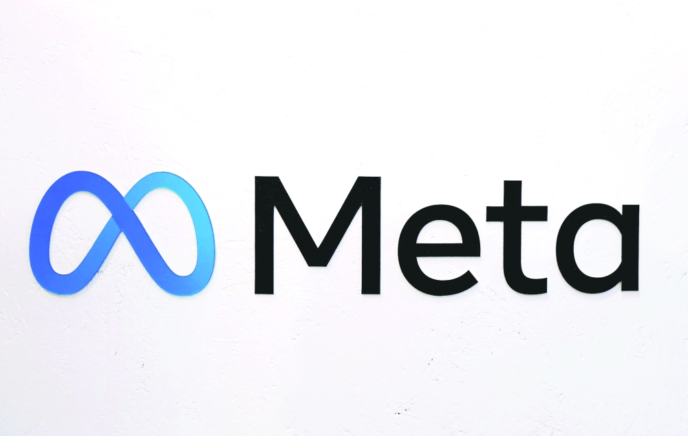 "ميتا" تحيي خططها لإطلاق ساعة ذكية وتتطلع لبدء الطرح في 2026