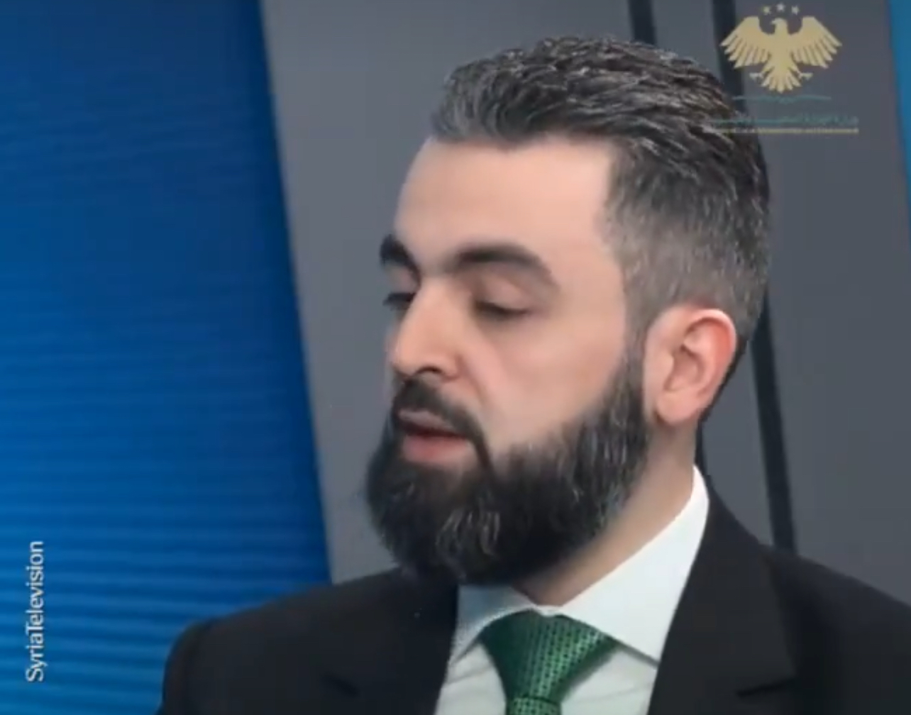 الحكومة تتحرك لتحسين النظافة.. وآليات جديدة في الطريق للمحافظات