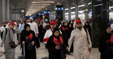 غداً انطلاق رحلة الأشواق.. أول أفواج حجاج القرعة يطير إلى المدينة المنورة