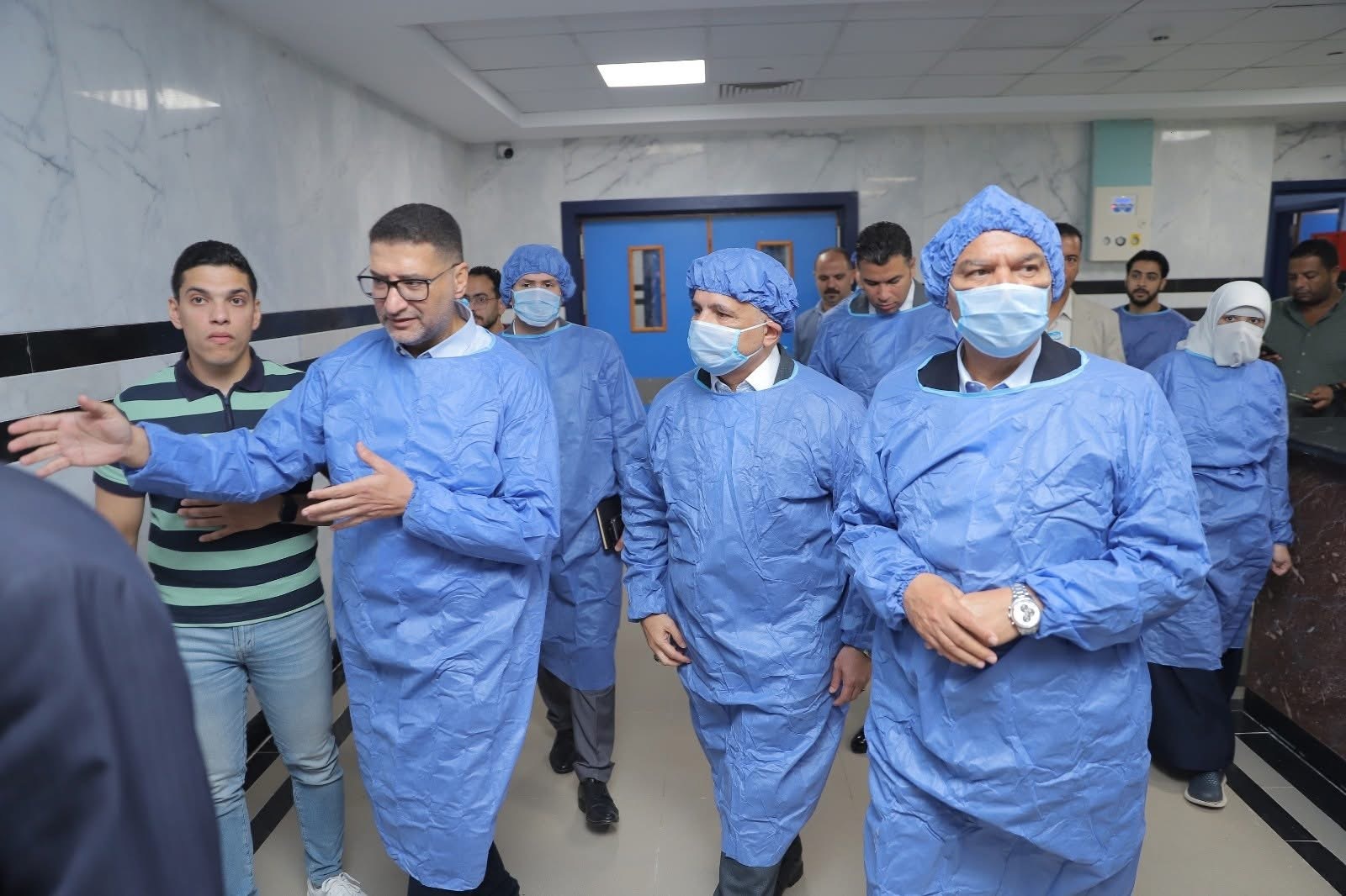 محافظ السويس يتفقد المستشفى الجامعي ويشيد بجاهزيته للافتتاح