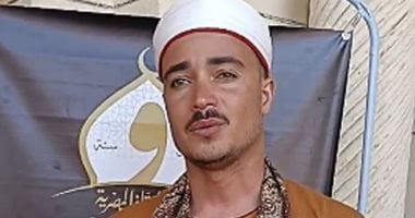 المتسابق محمود دهشان ينشد قصيدة الله ربي على هامش تصفيات دولة التلاوة