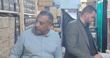 ضبط 370 كيلو وكيس أرز ومكرونة ومقرمشات و1900 علبة تونة فاسدة بحملات تموينية بالأقصر