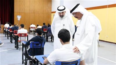 وزير التربية يتفقد عدداً من المدارس ولجان امتحانات الصفين العاشر والحادي عشر