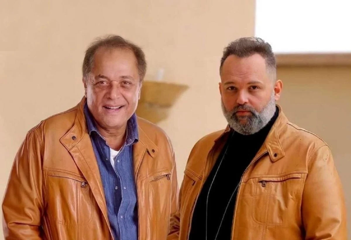 محمد محمود عبد العزيز يوجّه رسالة لوالده