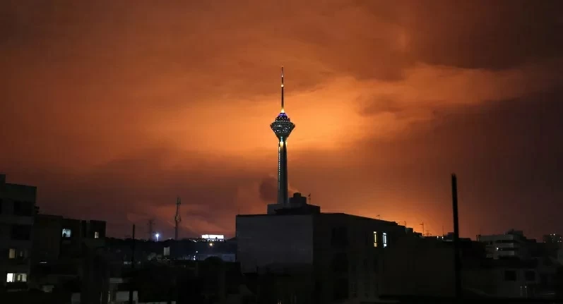 قتيلة بحرينية جراء هجوم إيراني على مبنى سكني في المنامة - أخبار السعودية