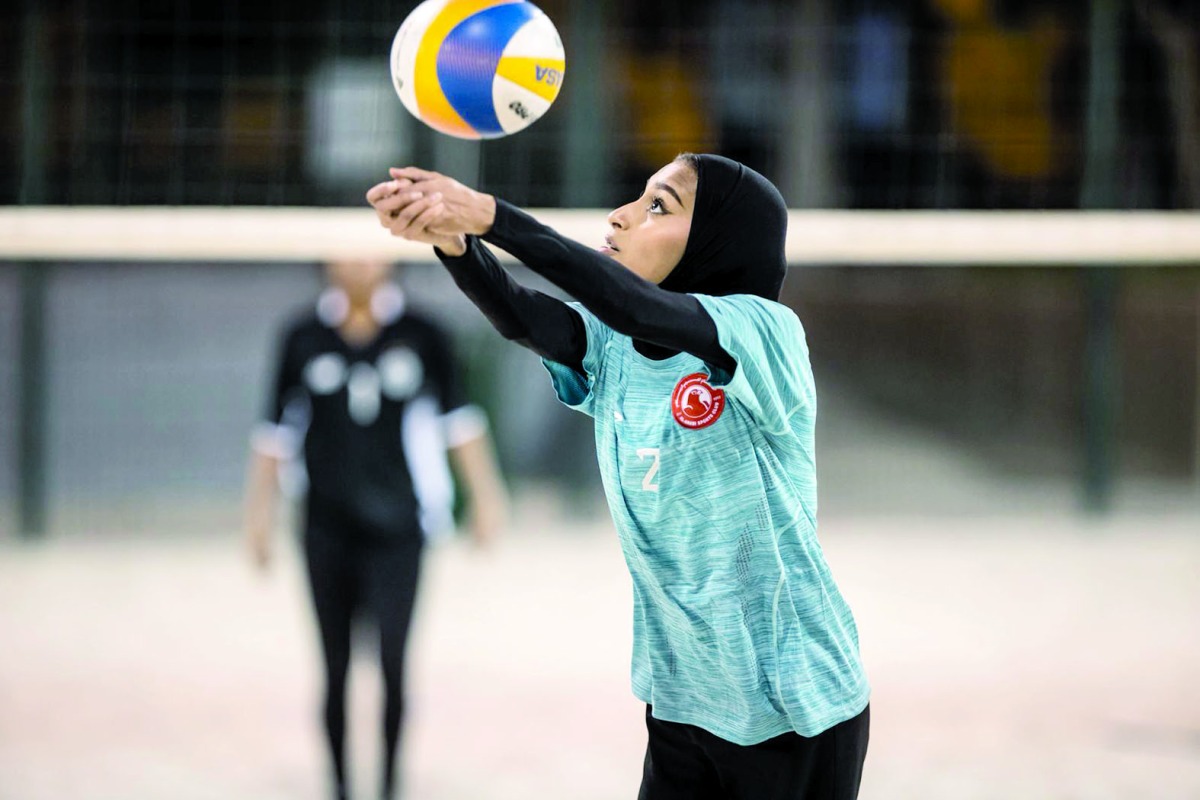 ‫ على ملاعب الغرافة.. انطلاقة قوية للطائرة الشاطئية النسائية