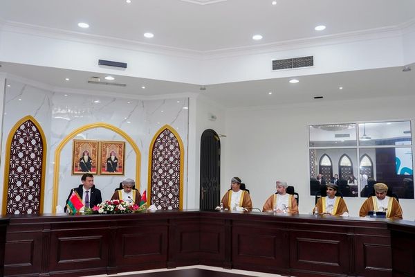 سلطنة عُمان وجمهورية بيلاروس تبحثان فرص التعاون في مجالات الزراعة وموارد المياه