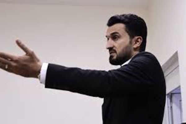 هل غيّر المنصب خطاب مصطفى سند أم غيّرت المصالح القناعات؟