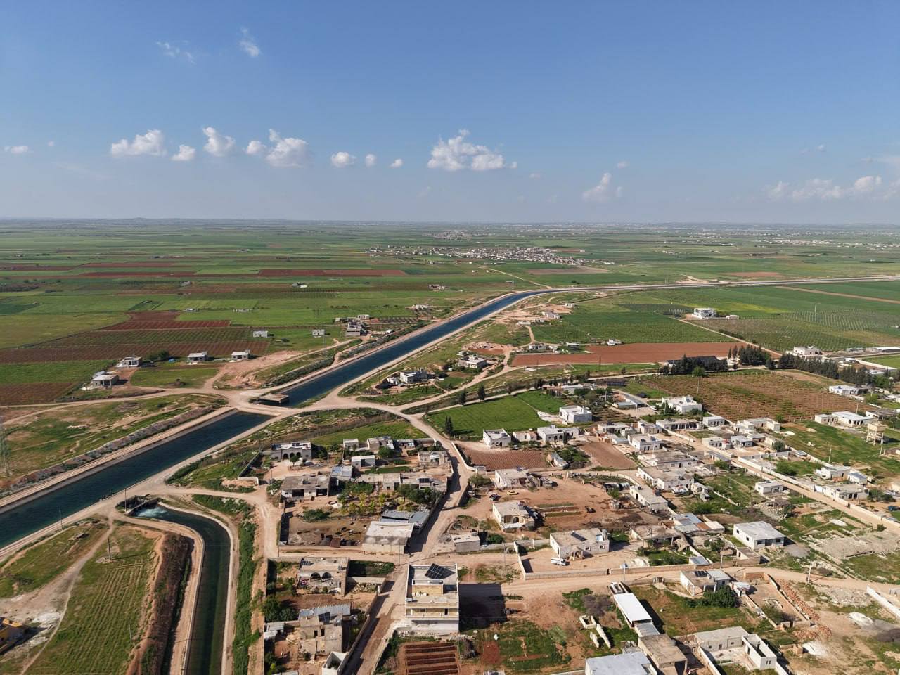 واقع المناطق المنكوبة شرقي حلب.. كيف دفعت كويرس وقراها ثمن الجوار مع المطار؟