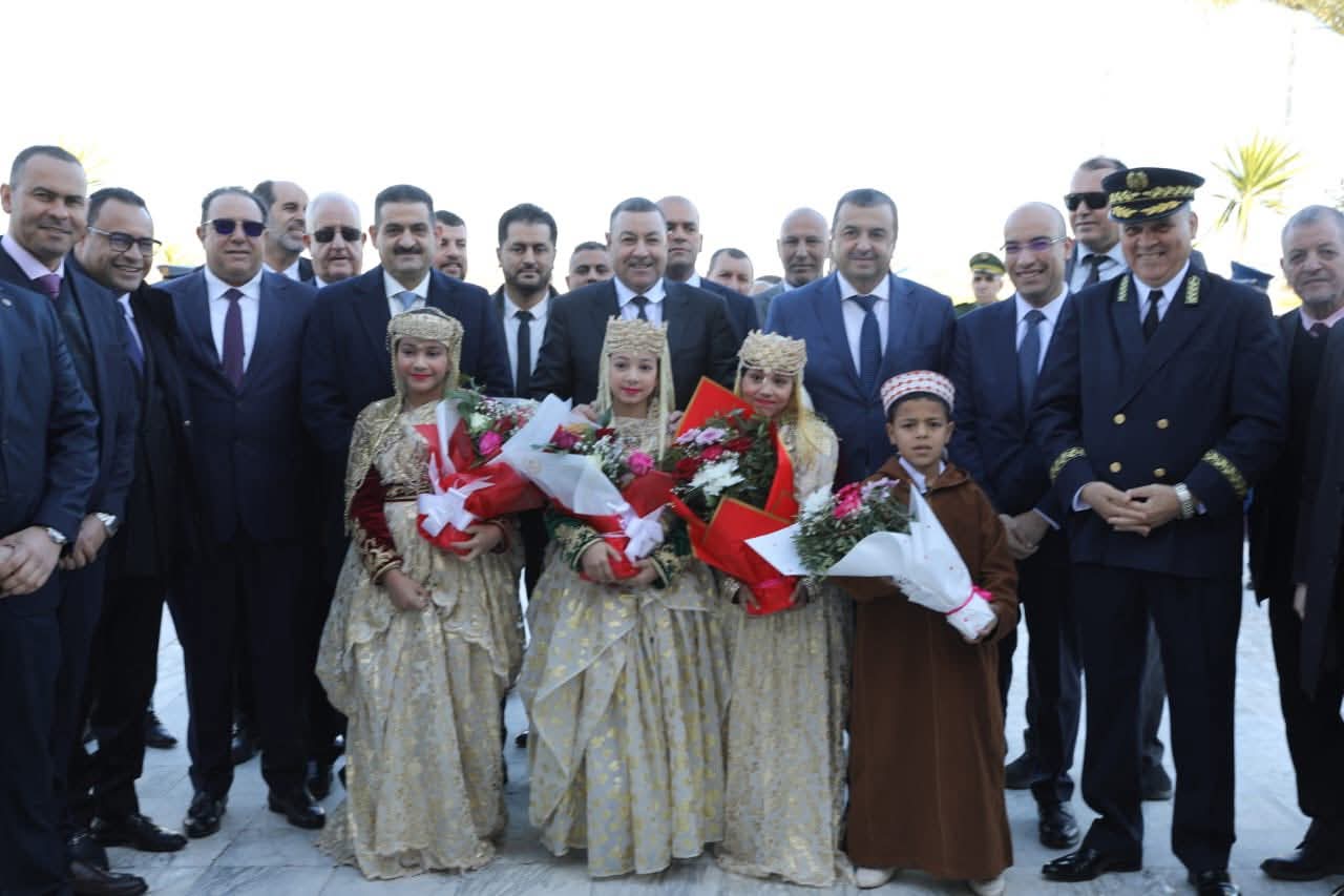 وفد وزاري يحل بوهران في زيارة عمل وتفقد