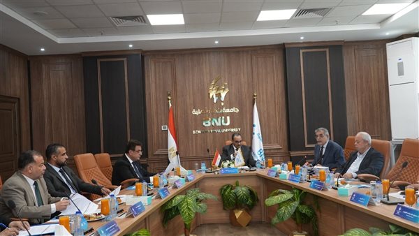 مجلس جامعة بنها الأهلية يعتمد تقارير المنح الدراسية المقدمة للطلاب