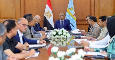 محافظ كفر الشيخ يوجه بتشغيل الطاقة الشمسية فى مجمع المواقف العمومى