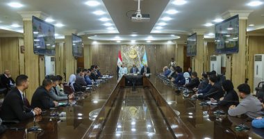 محافظ كفر الشيخ يعقد لقاء مع الشباب لبحث مقترحاتهم نحو مستقبل أفضل