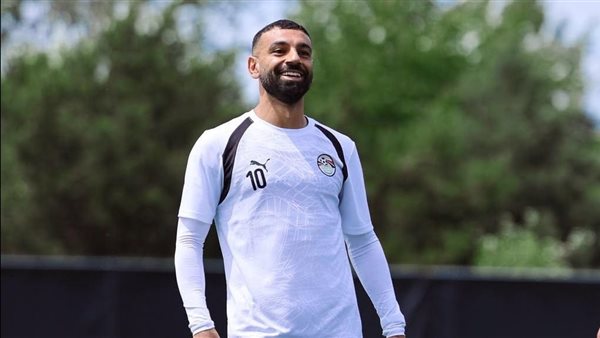 شاهد، محمد صلاح يحقق أمنية طفل مريض في كأس العالم