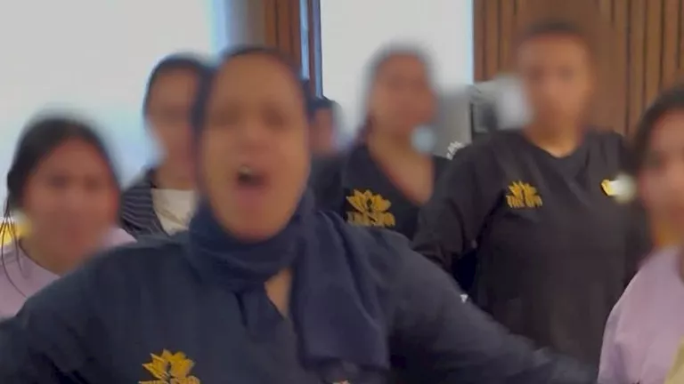 مقطع فيديو يظهر صفع والاعتداء على فتاة داخل مركز تحميل بالدقهلية