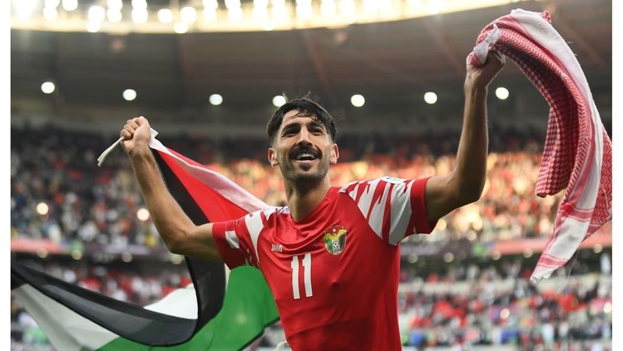 يزن النعيمات إلى الأهلي الإماراتي الموسم المقبل