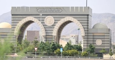 مبادرات تطوعية لطلاب الجامعة الإسلامية بالمسجد النبوى لخدمة المصلين والزوار