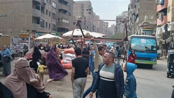 محافظة الجيزة تواصل حملات رفع الإشغالات في شوارع مستشفى الصدر والسلام بالعمرانية (صور)