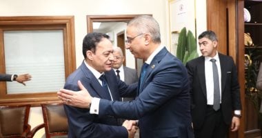 محافظ الجيزة يستقبل مساعد وزير الداخلية للتهنئة بمناسبة عيد الأضحى