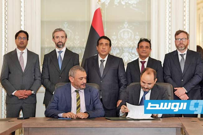 المنفي يوقع مذكرة تفاهم مع فريق خبراء دولي لجمع الأدلة حول مقتل سيف القذافي
