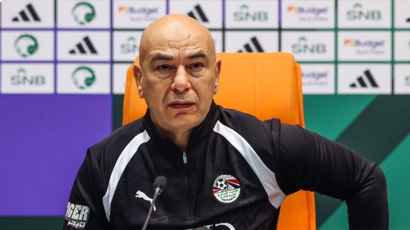 مشهد لمدرب منتخب مصر يتصدر الترند بعد الفوز على أستراليا في كأس العالم