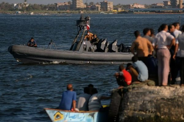 العثور على جثث مهاجرين وإنقاذ آخرين بعد غرق قارب قبالة سواحل ليبيا
