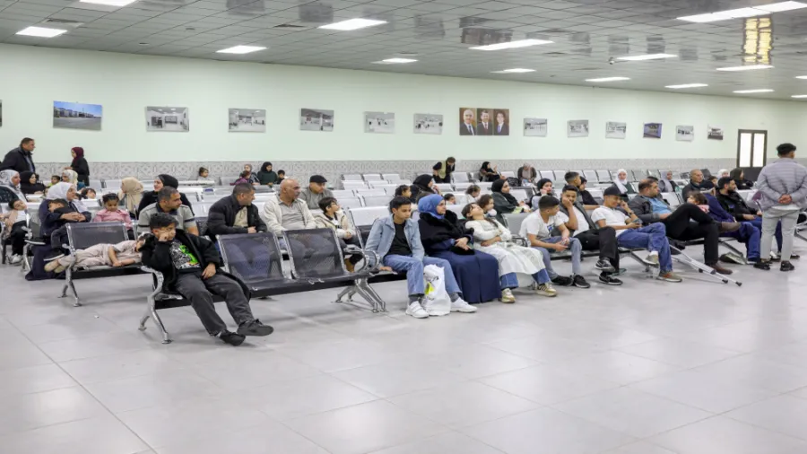 عودة دفعة من أطفال غزة إلى القطاع بعد استكمال علاجهم في مستشفيات المملكة