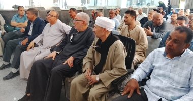 رئيس مدينة إسنا يعقد اليوم المفتوح بالكيمان ضمن مبادرة أسبوع لكل وحدة محلية