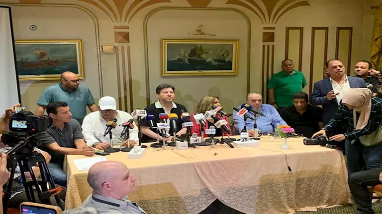 حقيقة ندم هاني شاكر على تولي منصب نقيب الموسيقيين