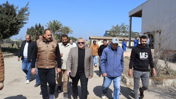 مدير جهاز حماية وتنمية البحيرات يتفقد المجمع السمكي بالمنزلة ويفتتح مصنع أعلاف المنزلة