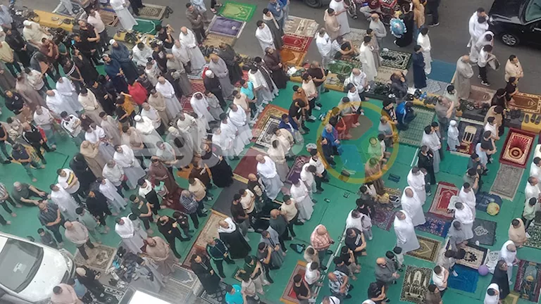 الآلاف يؤدون صلاة عيد الأضحى في 641 ساحة بالإسكندرية (فيديو وصور)