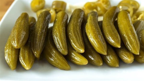 طريقة عمل الخيار المخلل، في البيت زي الجاهز وأوفر