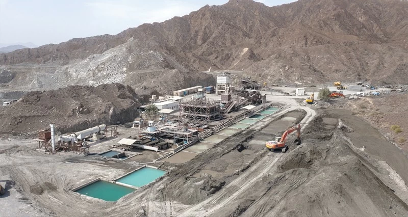 إنتاج خام الكروم في سلطنة عُمان يتجاوز 353 ألف طنٍّ خلال عام 2025