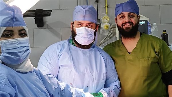 فريق طبي بالدقهلية ينجح في إنقاذ حياة طفل عبر إجراء جراحتين بالمخ في يوم واحد