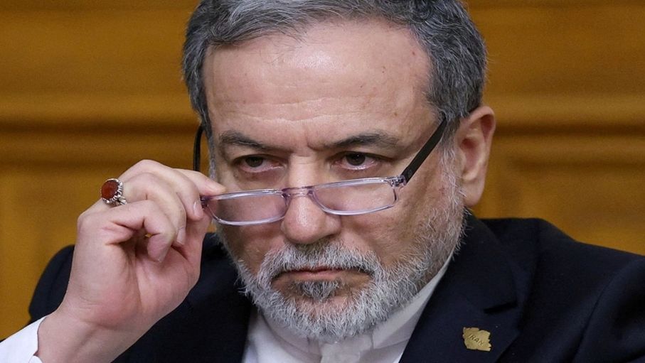 عراقجي: مقامرة نتنياهو بحرب إيران كلّفت واشنطن 100 مليار دولار