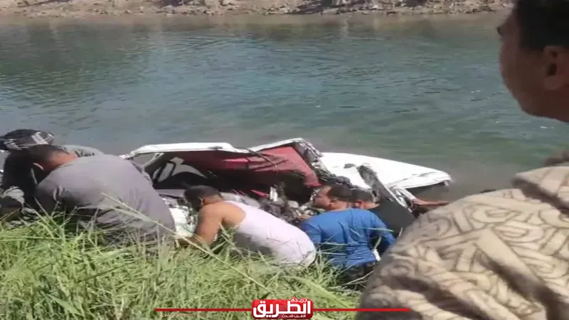 4 وفيات و7 مصابين في انقلاب ميكروباص غرب الأقصر