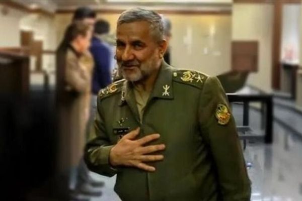 عاجل.. إيران تعلن مقتل شخصية استخباراتية بارزة