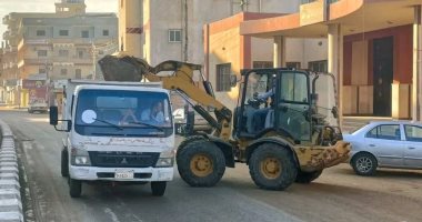 محافظ أسيوط يوجه بتكثيف أعمال النظافة ورفع المخلفات وحملات موسعة بحى شرق