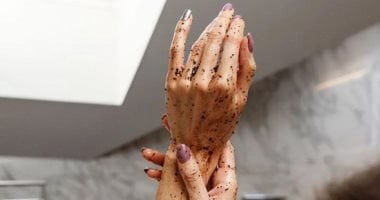 وصفات طبيعية لتفتيح اليدين خلال فصل الصيف.. لو بتتعرضى للشمس كتير