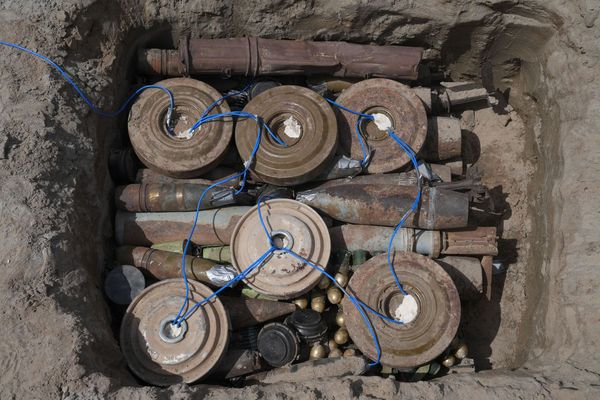 "مسام" ينزع 1.906 ألغام من الأراضي اليمنية خلال أسبوع