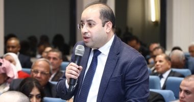 محلية النواب تناقش تنفيذ كوبري مشاة بالحلمية.. ومحافظ القاهرة يتعهد بحل عاجل