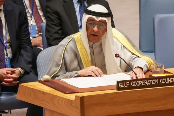 أمين عام مجلس التعاون: سلوك إيران تجاوز الخطوط الحمراء