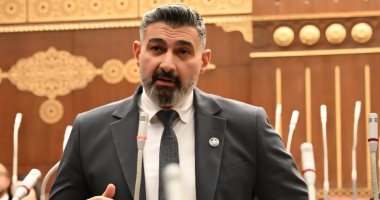 ياسر جلال أمام "الشيوخ": لا يجوز اعتبار تصوير "أقدام ممثلة" عملا صحفيا