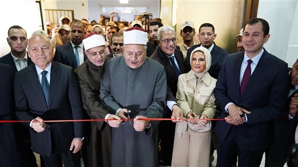 لتوفير الملابس بالمجان، تحيا مصر وبيت الزكاة يطلقان "دكان الفرحة" بجامعة الأزهر