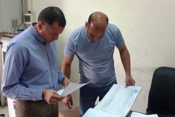 جولة مفاجئة لمحافظ أسوان بمحطات الوقود .. والتأكيد على عدم التهاون أى تلاعب فى حصة المواد البترولية أو الإضرار بحقوق المواطنين
